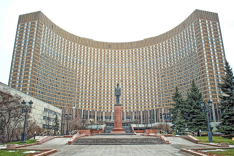 Снять семейный номер в гостинице в Москве