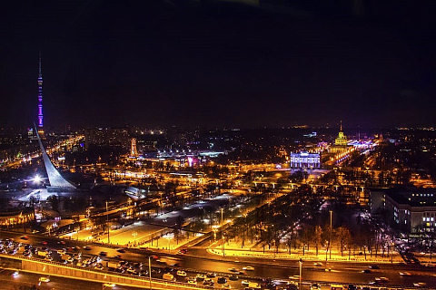 Красивый вид на Москву из «Космоса»