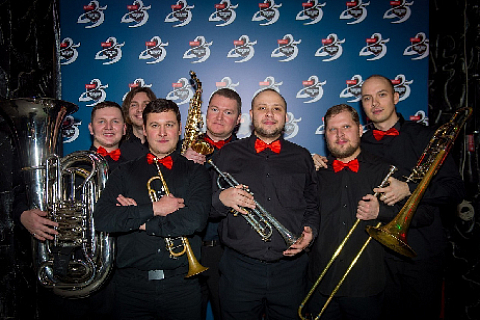 July 5, 19:00, Art Music Brass Band performing at the “Stone Flower” fountain at VDNKh.
